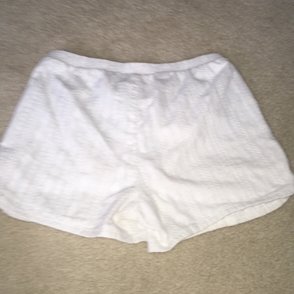 Shorts - Picture 4 of 4